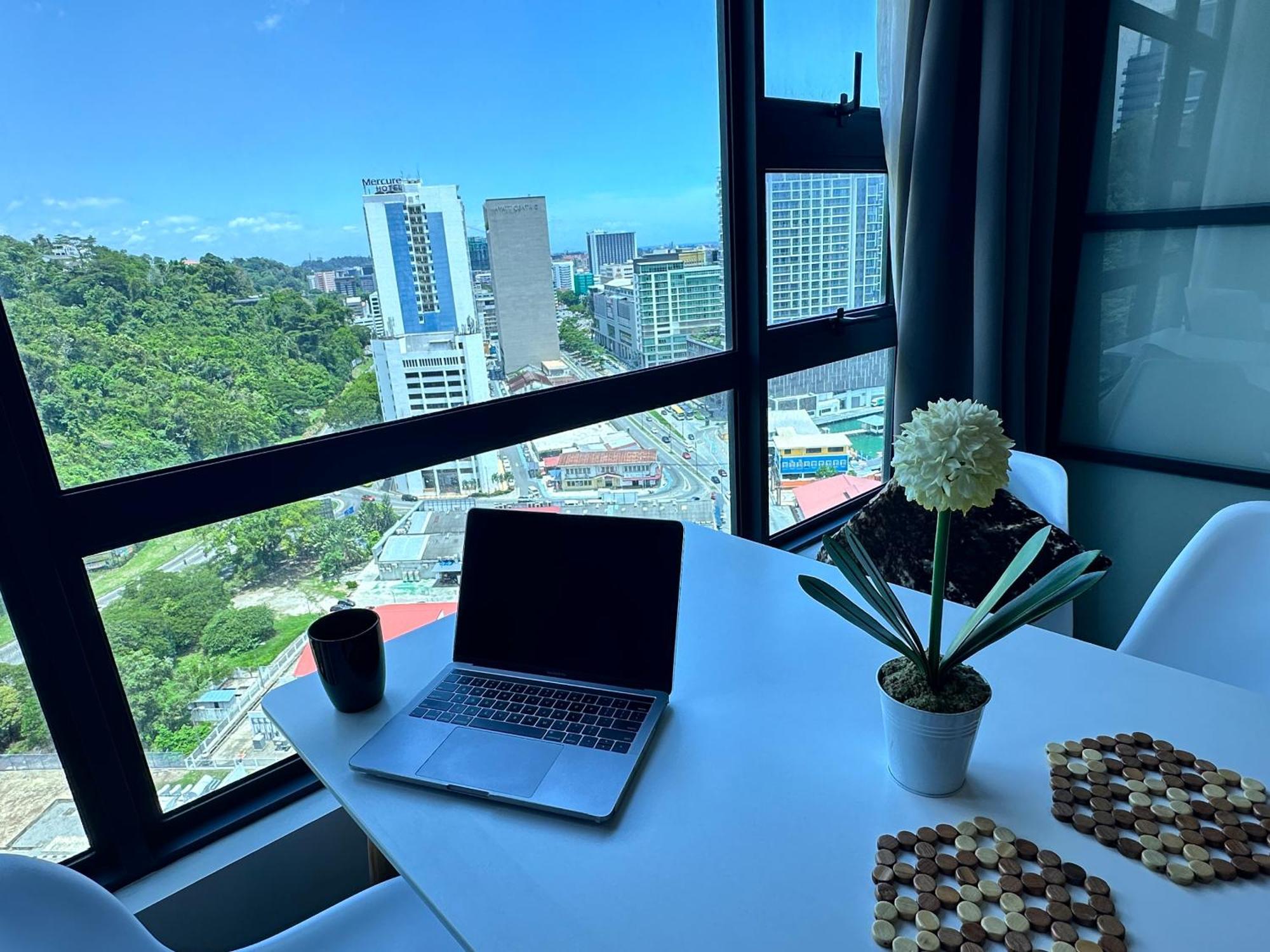 Jq1 Sea & Pool Or City View Wifi I Washing Machine For Some Units I Cuckoo Water Jesselton Quay By R2 Kota Kinabalu Extérieur photo