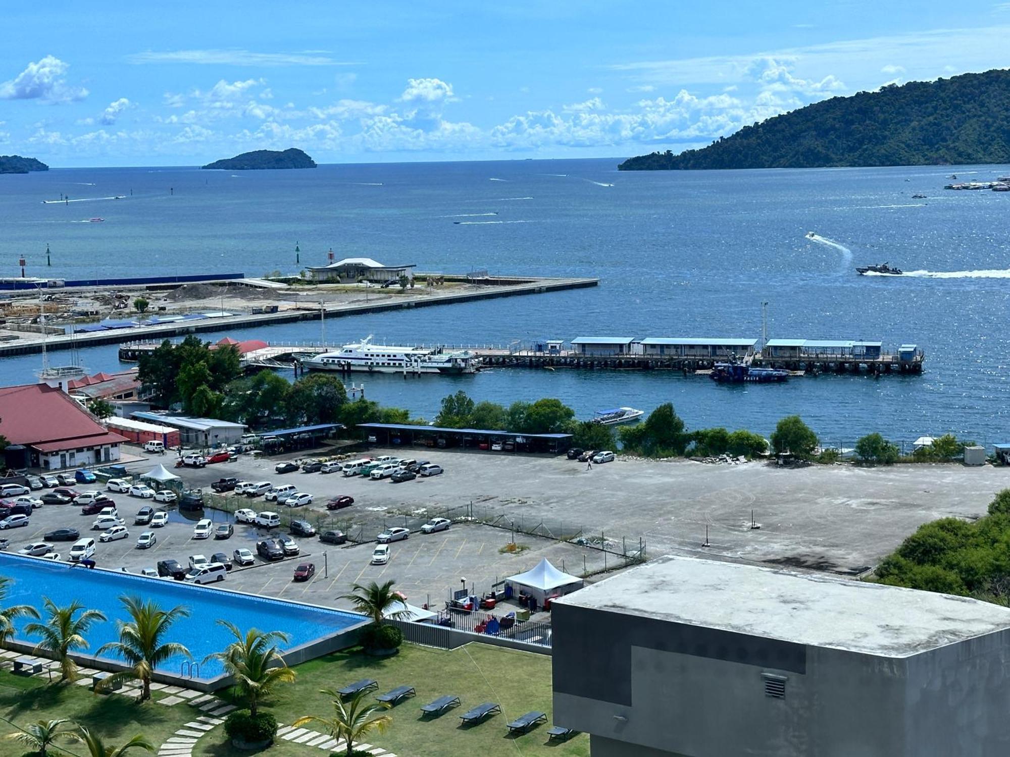 Jq1 Sea & Pool Or City View Wifi I Washing Machine For Some Units I Cuckoo Water Jesselton Quay By R2 Kota Kinabalu Extérieur photo